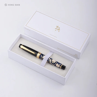 Fountain pen in a white box with 'HONG DIAN' branding on a light gray background